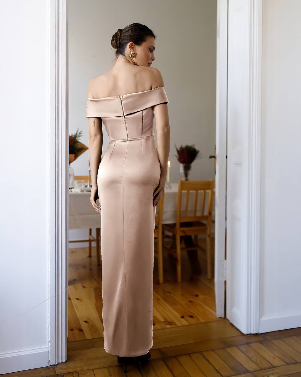 Elegant Off Shoulder Maxi Dress with Leg Slit for Women