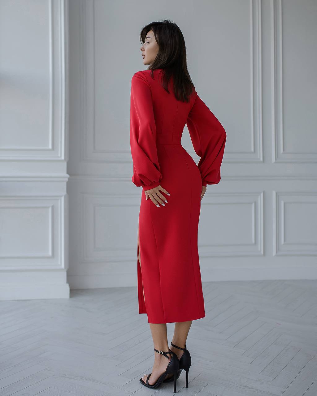 Elegant Red Midi Dress with Square Neck and Balloon Sleeves