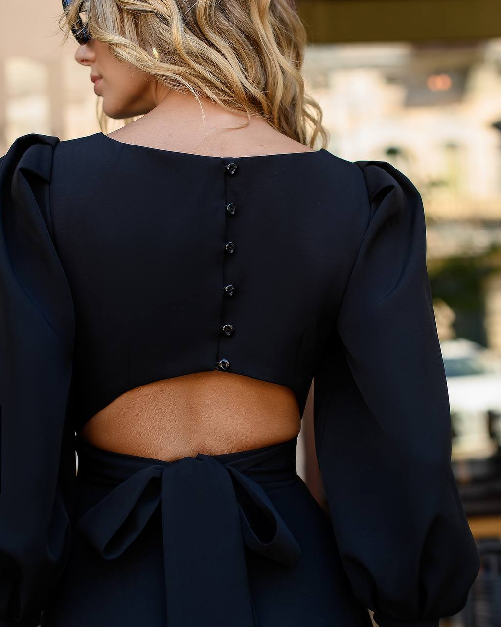 Elegant Midi Dress with Puff Sleeves and Cutout Back in Black