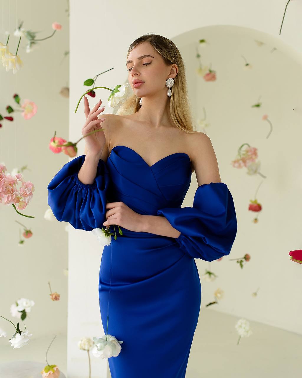 Royal Blue Midi Corset Dress with Puffed Sleeves