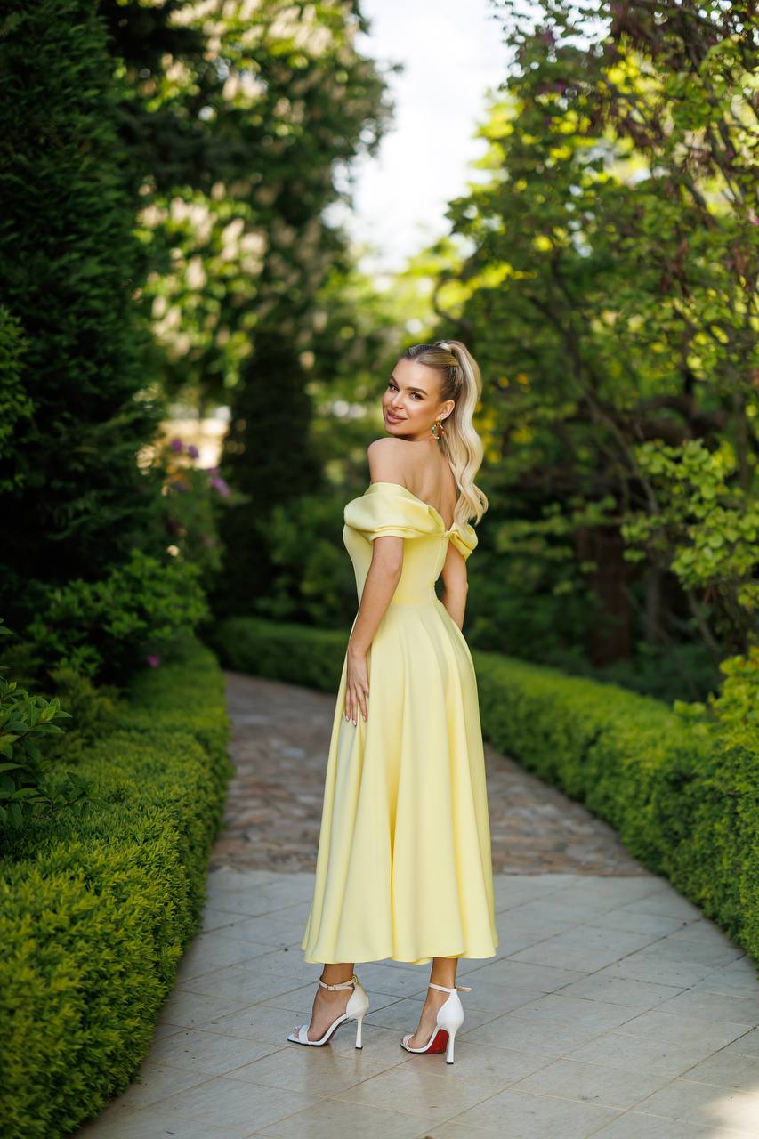 Elegant Off-Shoulder Yellow Diagonal Crepe Dress for Women