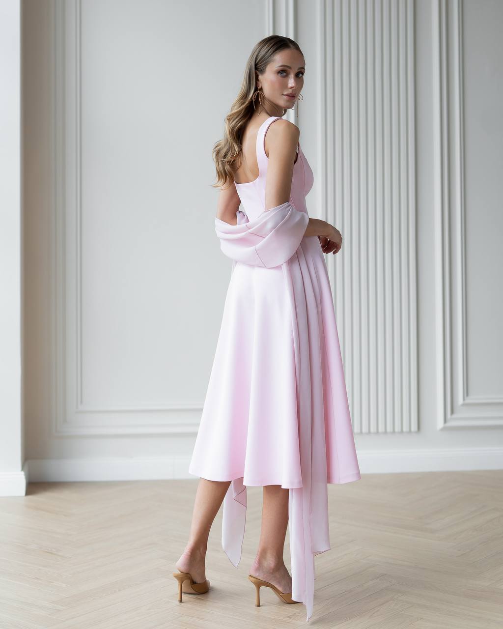 Elegant Pink Midi Dress in Premium Crepe Fabric