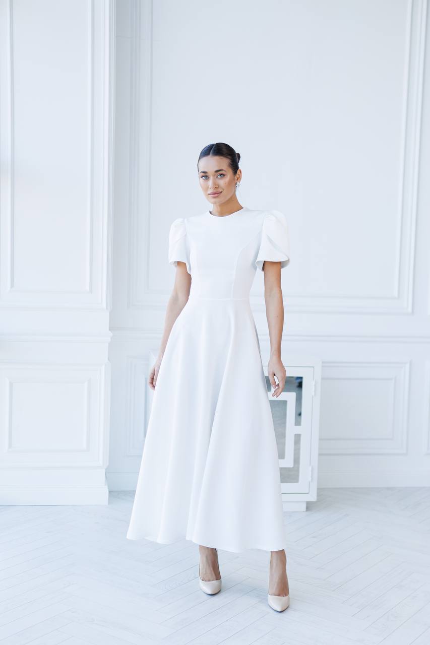 Elegant White Dress with Puff Sleeves for Women
