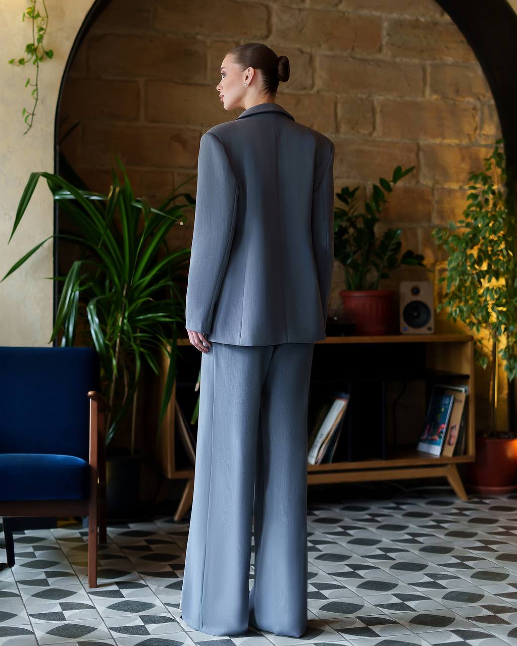 Womens Grey Viscose Blend Suit Blazer and Trousers