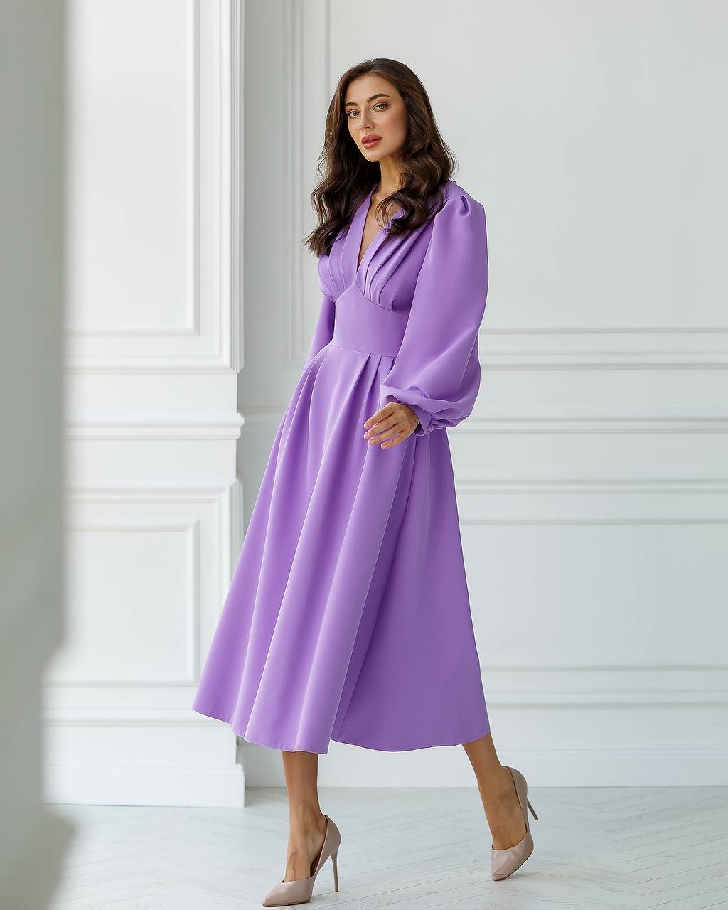 Elegant Purple Midi Dress with Pleated Bodice and Balloon Sleeves