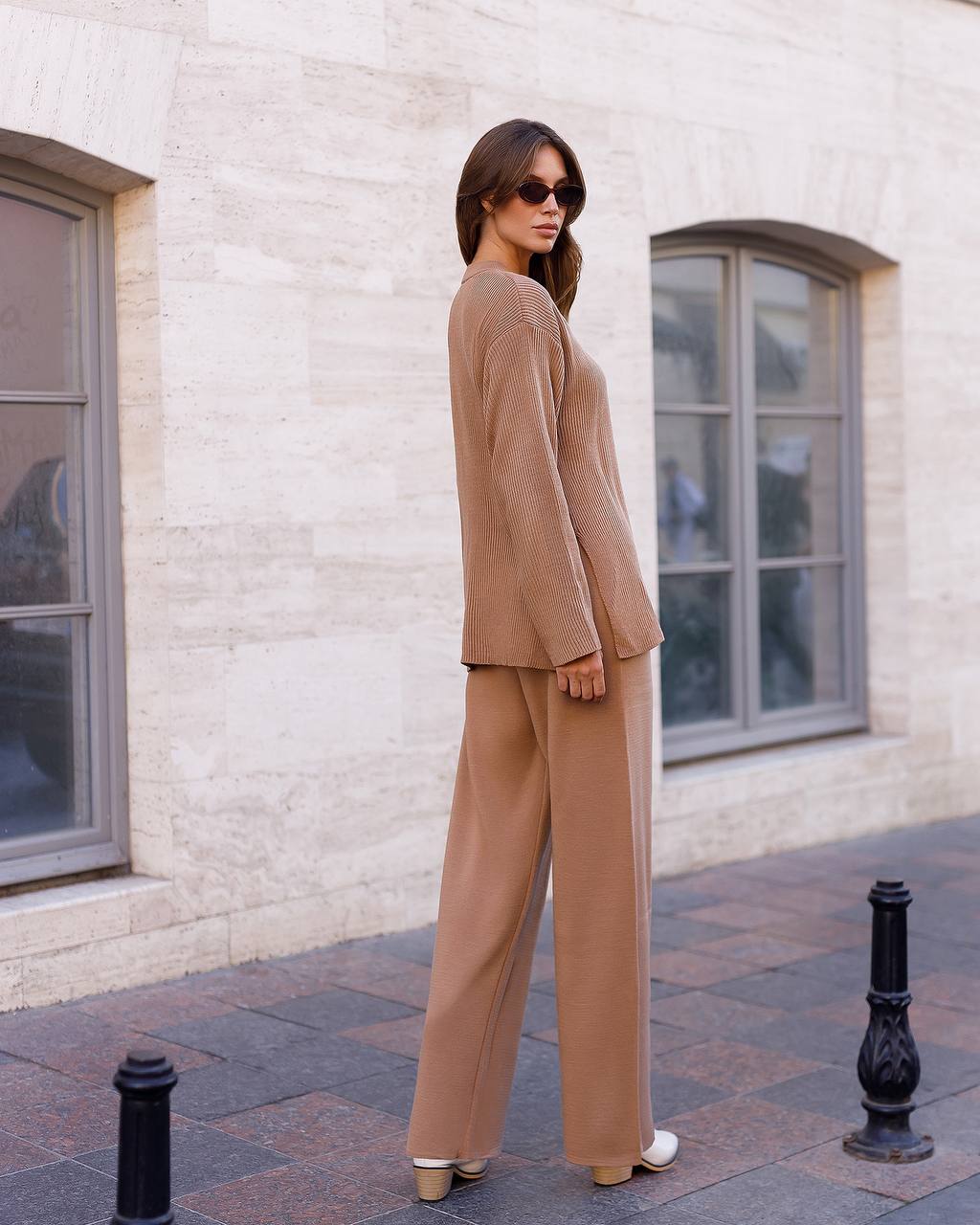 Stylish Beige Two Piece Sweater and Pants Set for Cozy Comfort