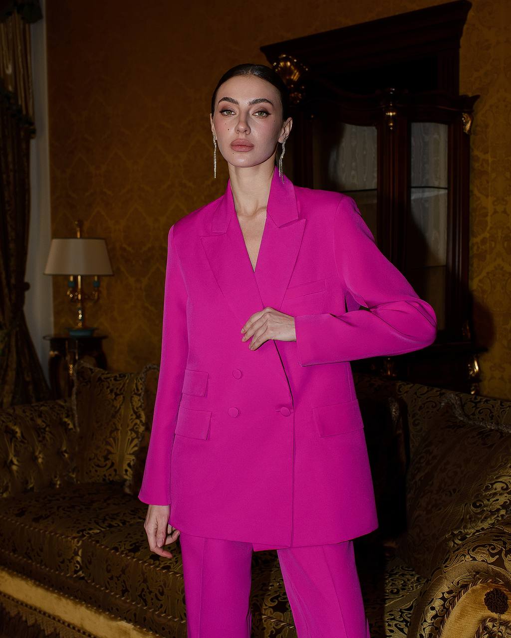 Luxury Diagonal Crepe Women's Suit in Violet with Tailored Jacket and Pants