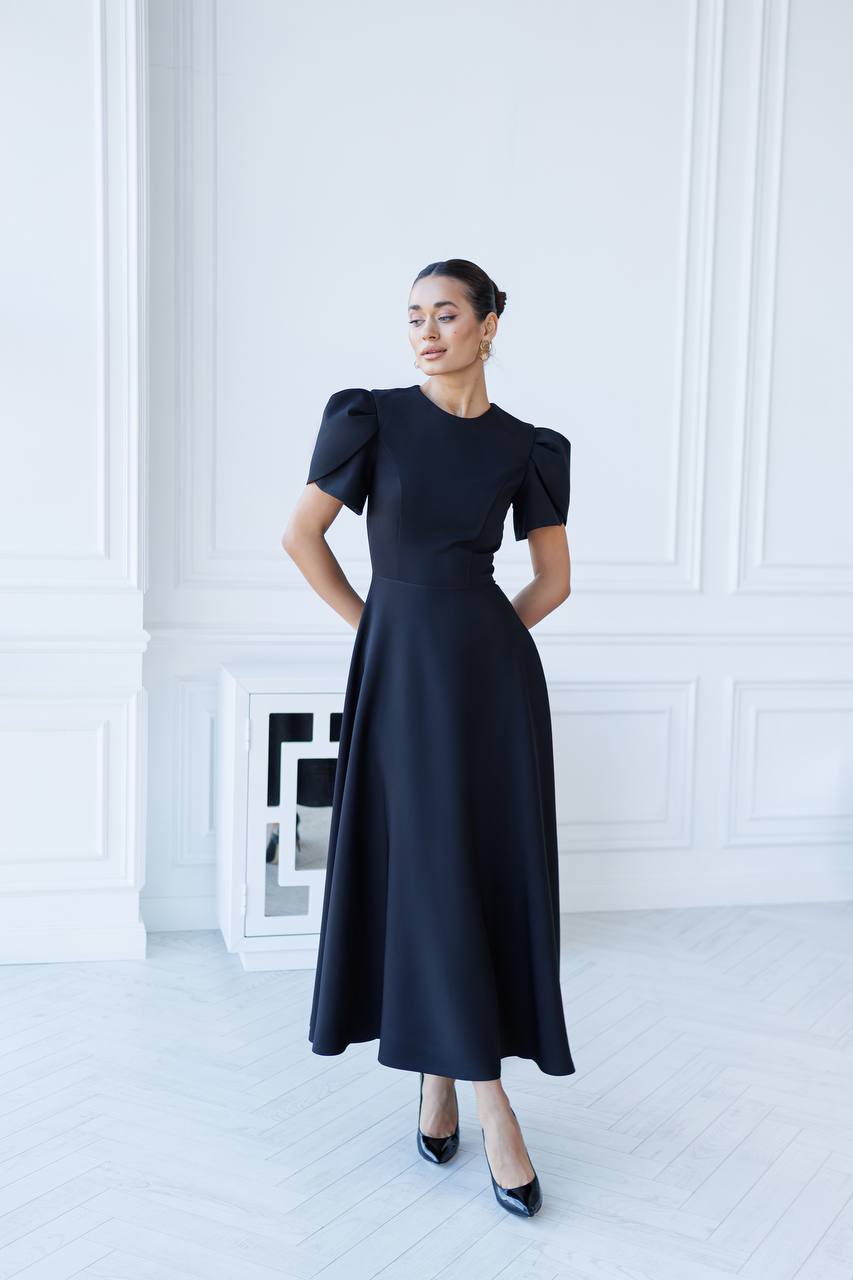 Elegant Women's Black Diagonal Crepe Dress with Puff Sleeves
