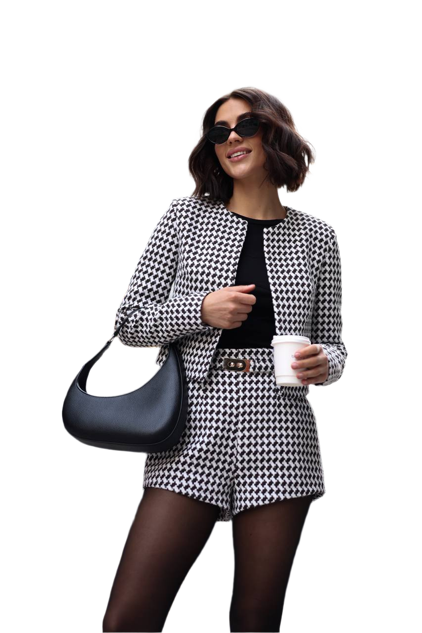 Luxurious Tweed Women's Suit with Shorts and Blazer