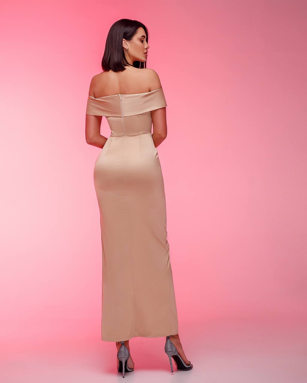 Elegant Off Shoulder Maxi Dress with Leg Slit for Women