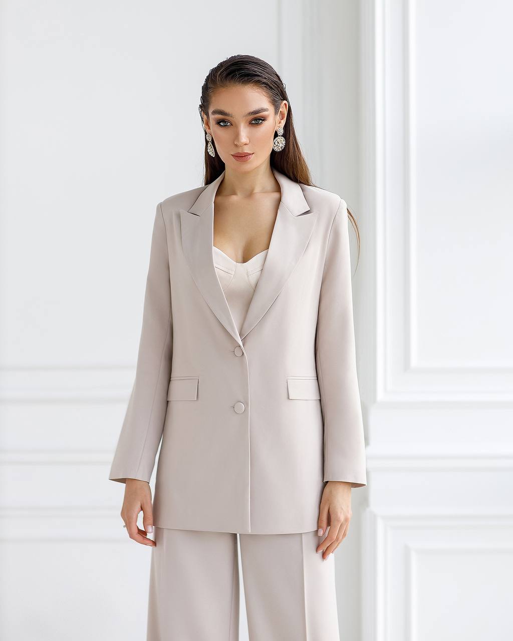 Womens Polished Tiar Lux Fabric Suit Beige Jacket and Pants
