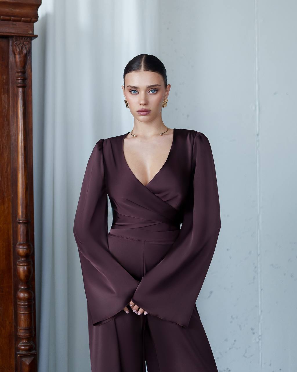 Elegant Women Suit Set in Dense Satin Fabric Paris Top and Wide Pants
