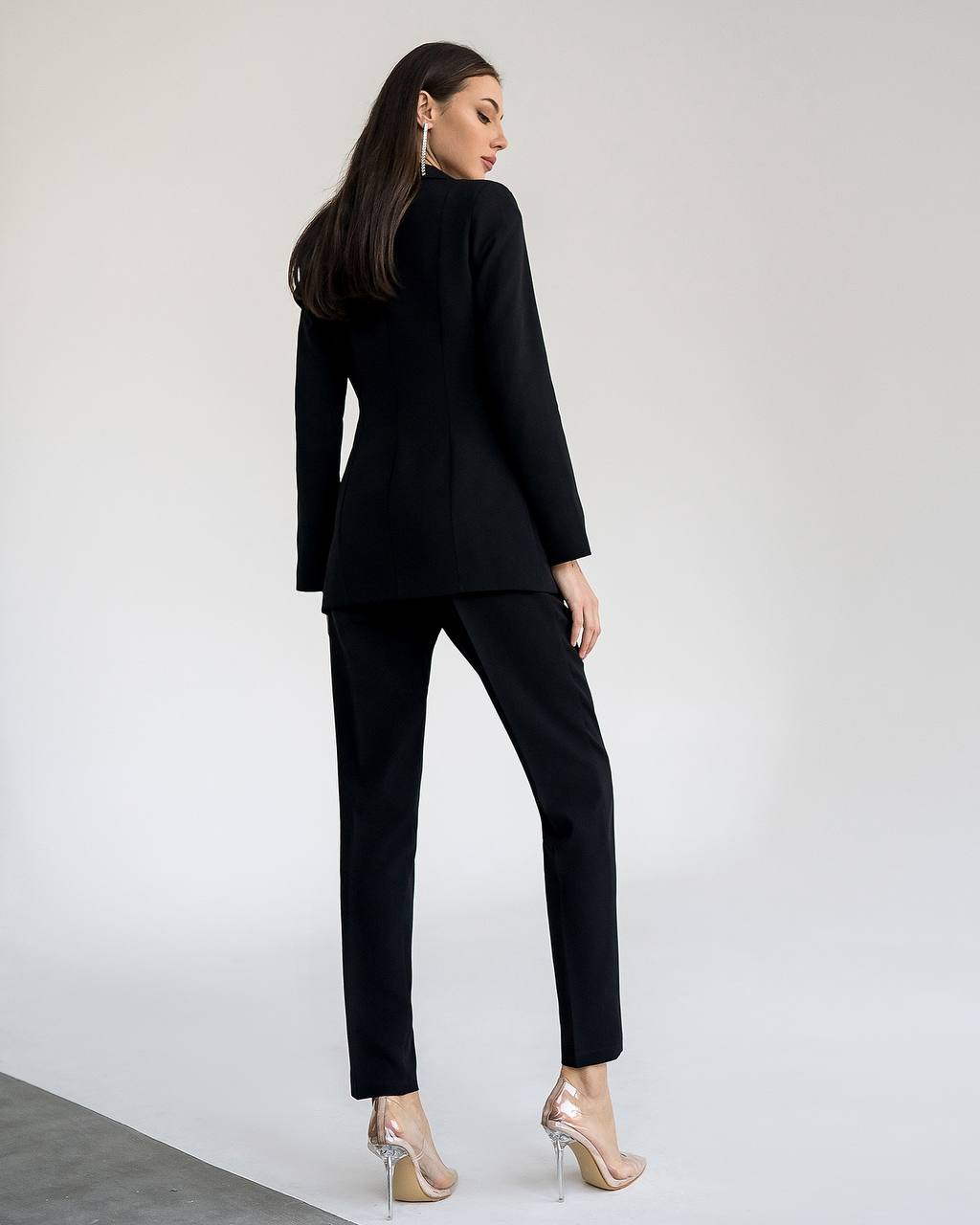 Women's Elegant Black Suit With Crepe Diagonal Fabric