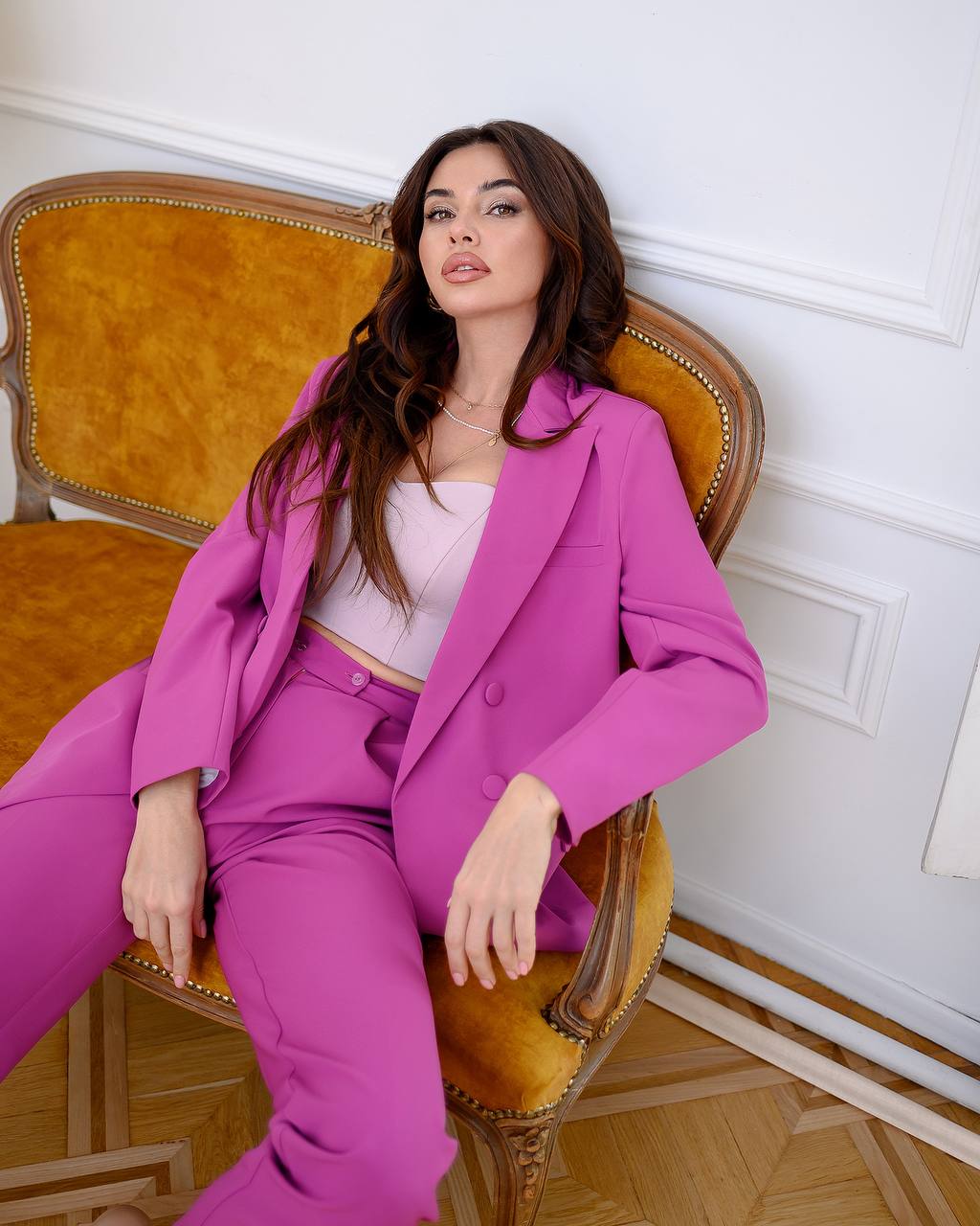 Luxury Diagonal Crepe Women's Suit in Violet with Tailored Jacket and Pants