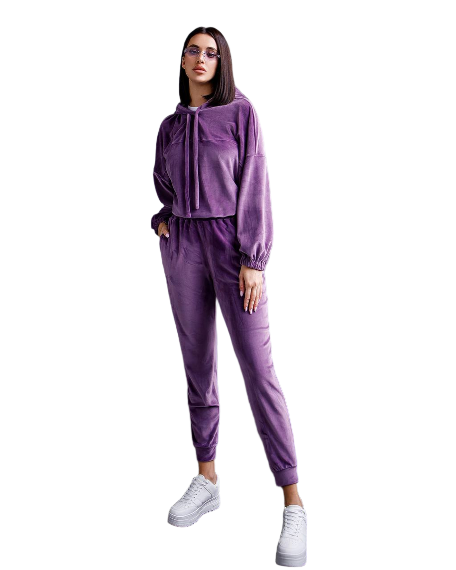 Trendy Women's Velvet Loungewear Set in Purple for Comfort and Style