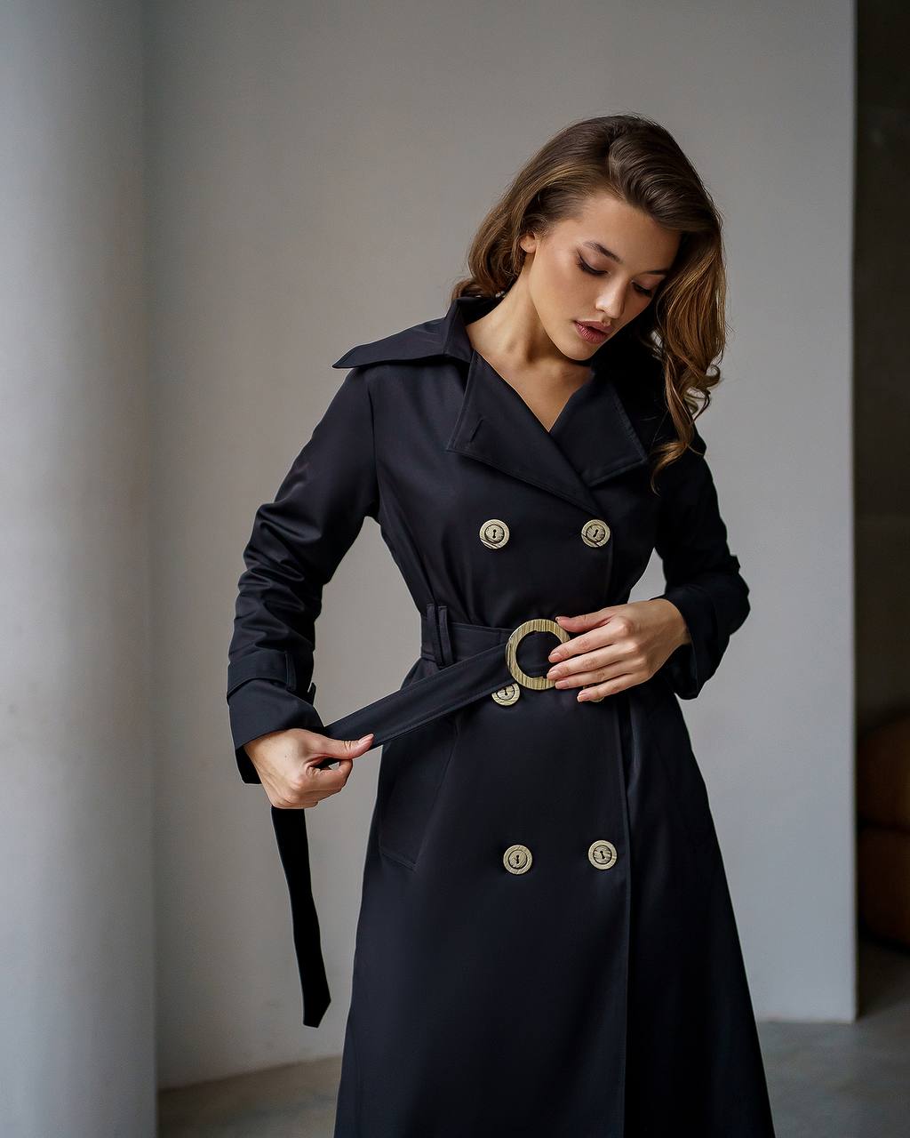 Stylish Black Trench Coat for Women with Belt and Pockets