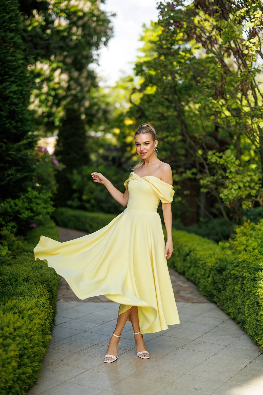 Elegant Off-Shoulder Yellow Diagonal Crepe Dress for Women