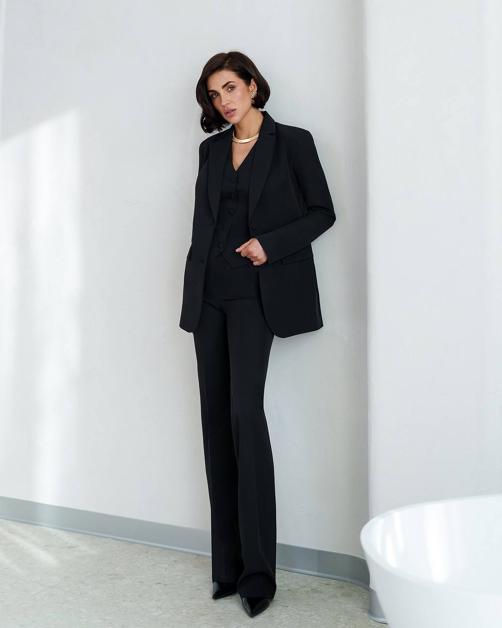 Womens Three-Piece Suit with Vest Diagonal Crepe Fabric
