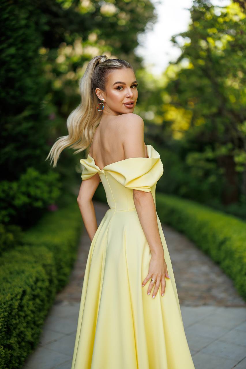 Elegant Off-Shoulder Yellow Diagonal Crepe Dress for Women