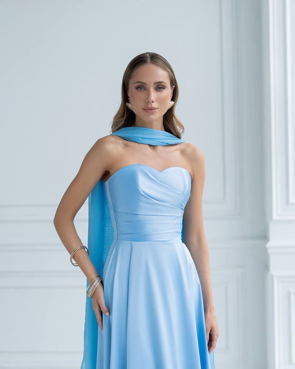 Elegant Women's Strapless Premium Satin Dress Midi Length