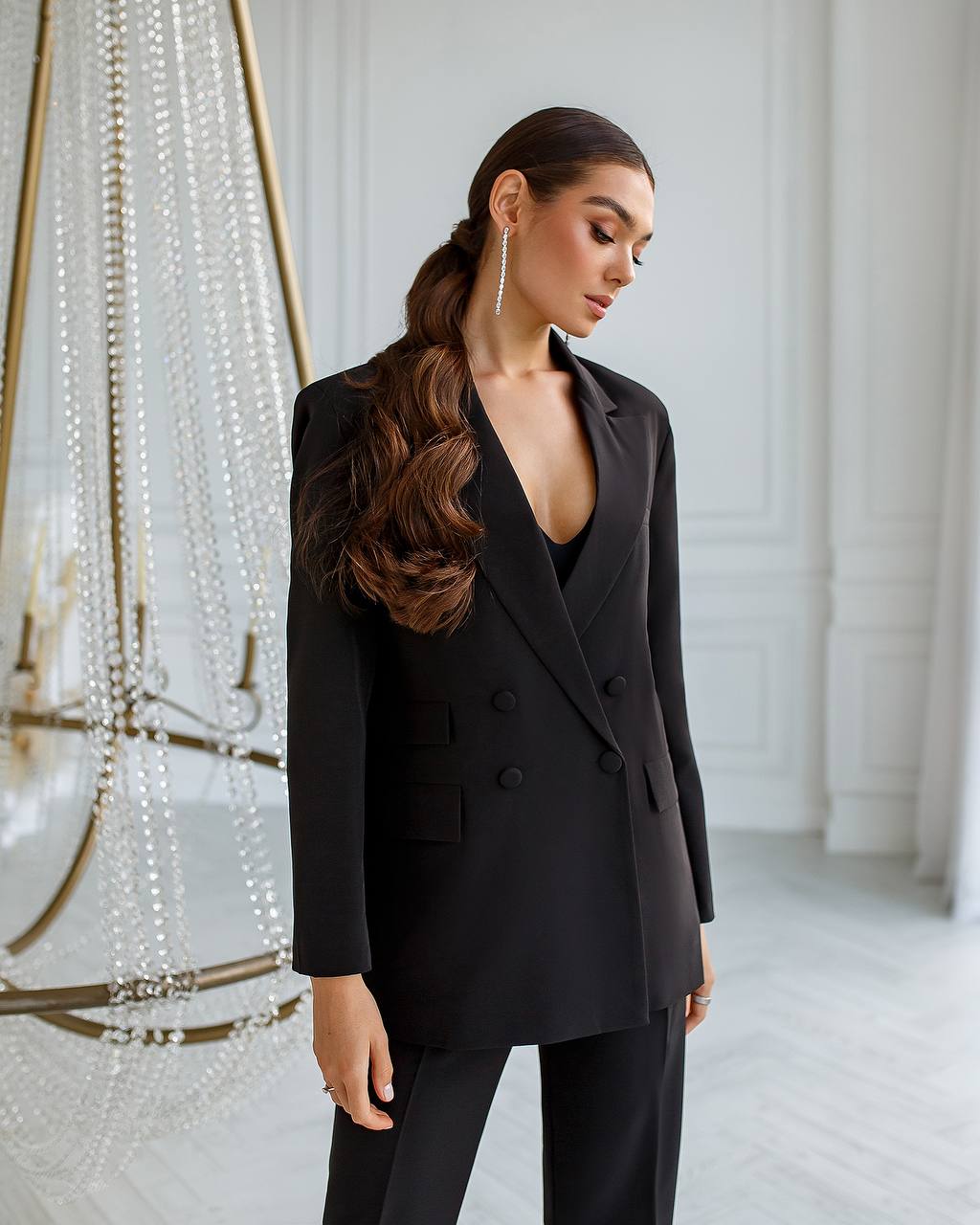 Women Elegant Double-Breasted Suit in Dense Luxury Diagonal Crepe