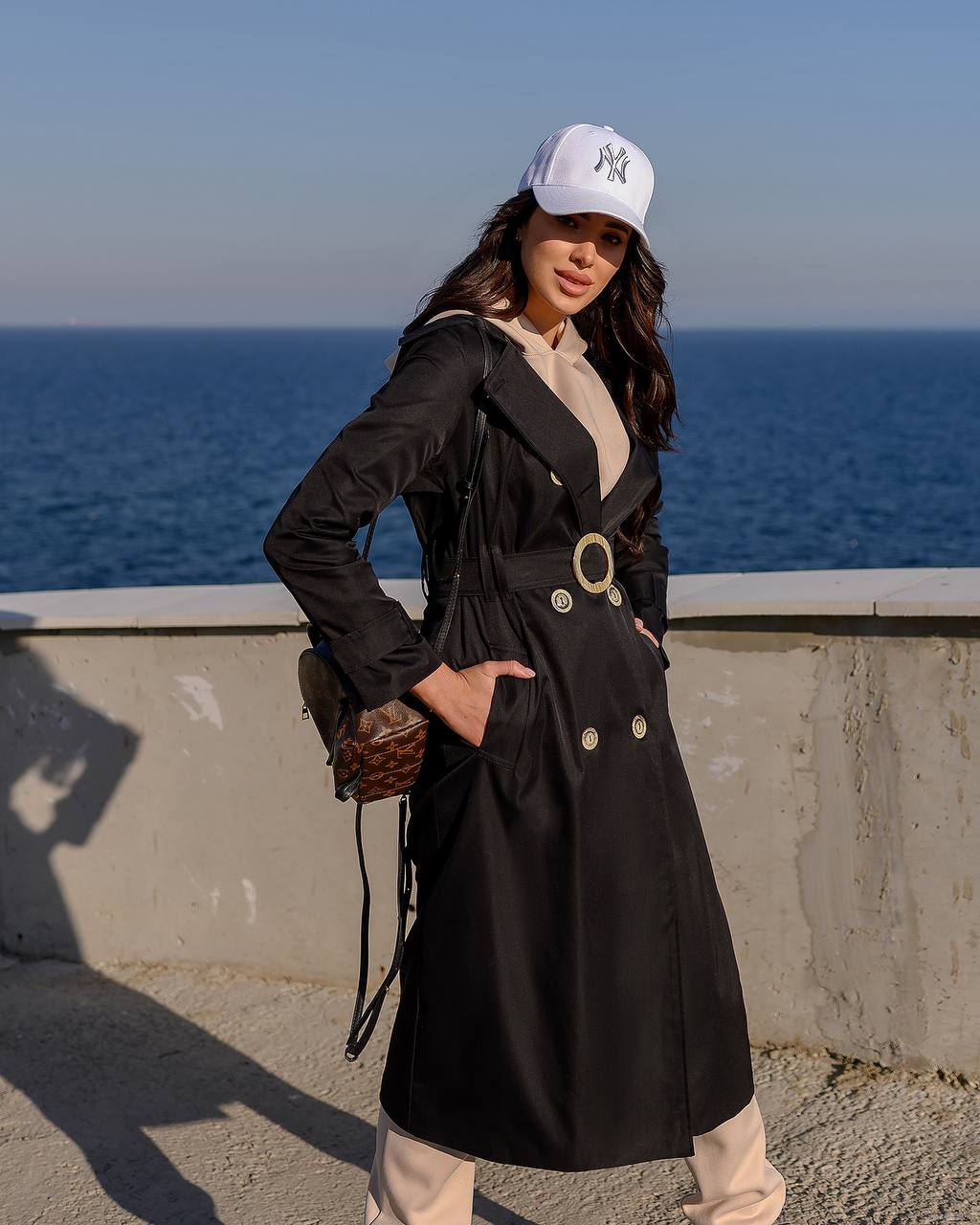 Stylish Black Trench Coat for Women with Belt and Pockets