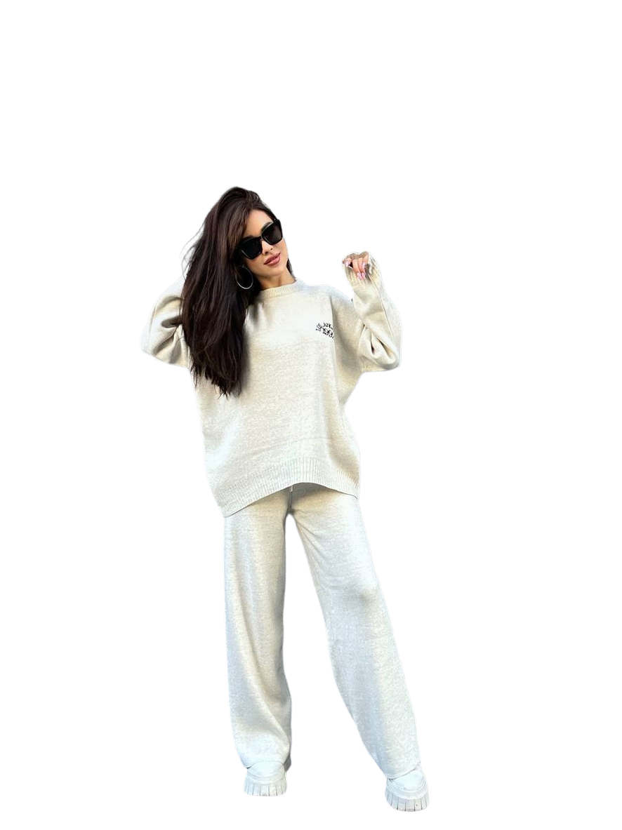 Los Angeles Knitted Women's Suit Beige One Size S-L Sweater and Pants Set