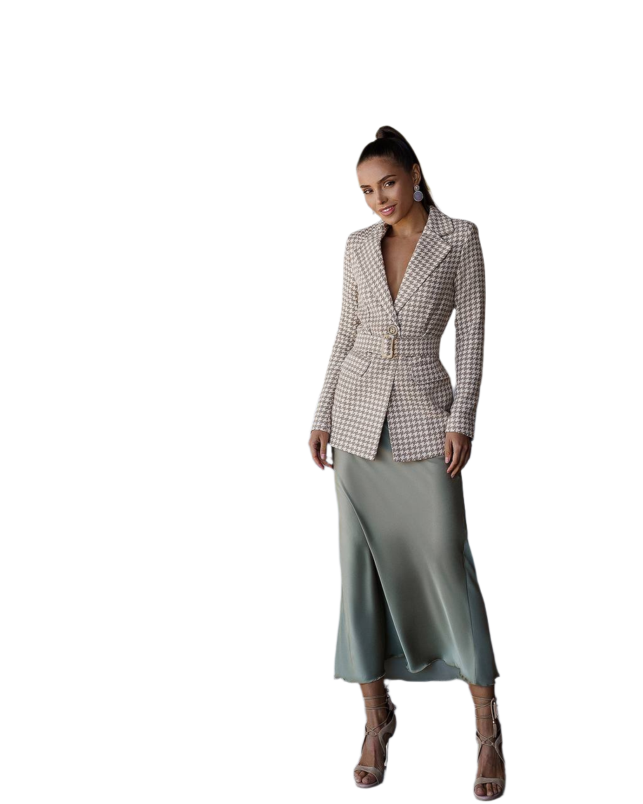 Stylish Beige Blazer for Women with Pockets and Elegant Design