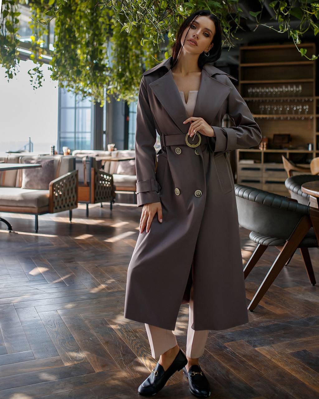 Stylish Cotton Trench Coat with Pockets and Belted Waist for Chic Fall Look