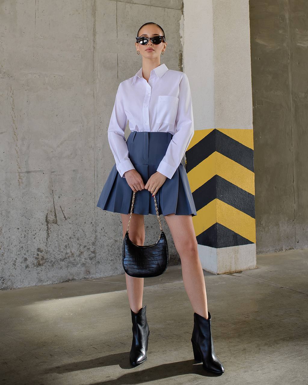 Stylish Women's Shirt in White Long Sleeve