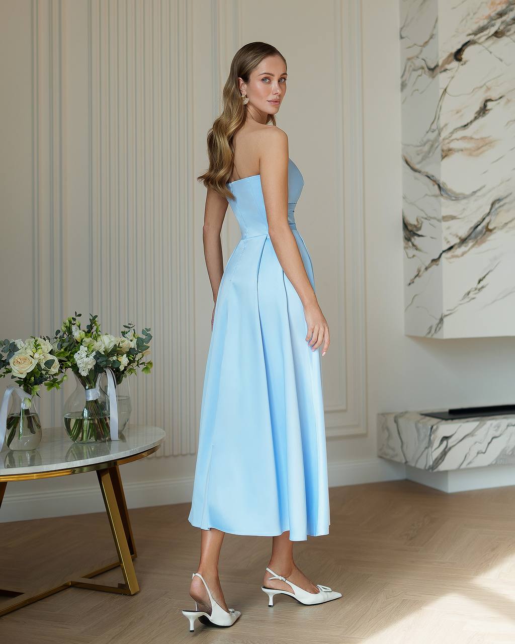Elegant Women's Strapless Premium Satin Dress Midi Length