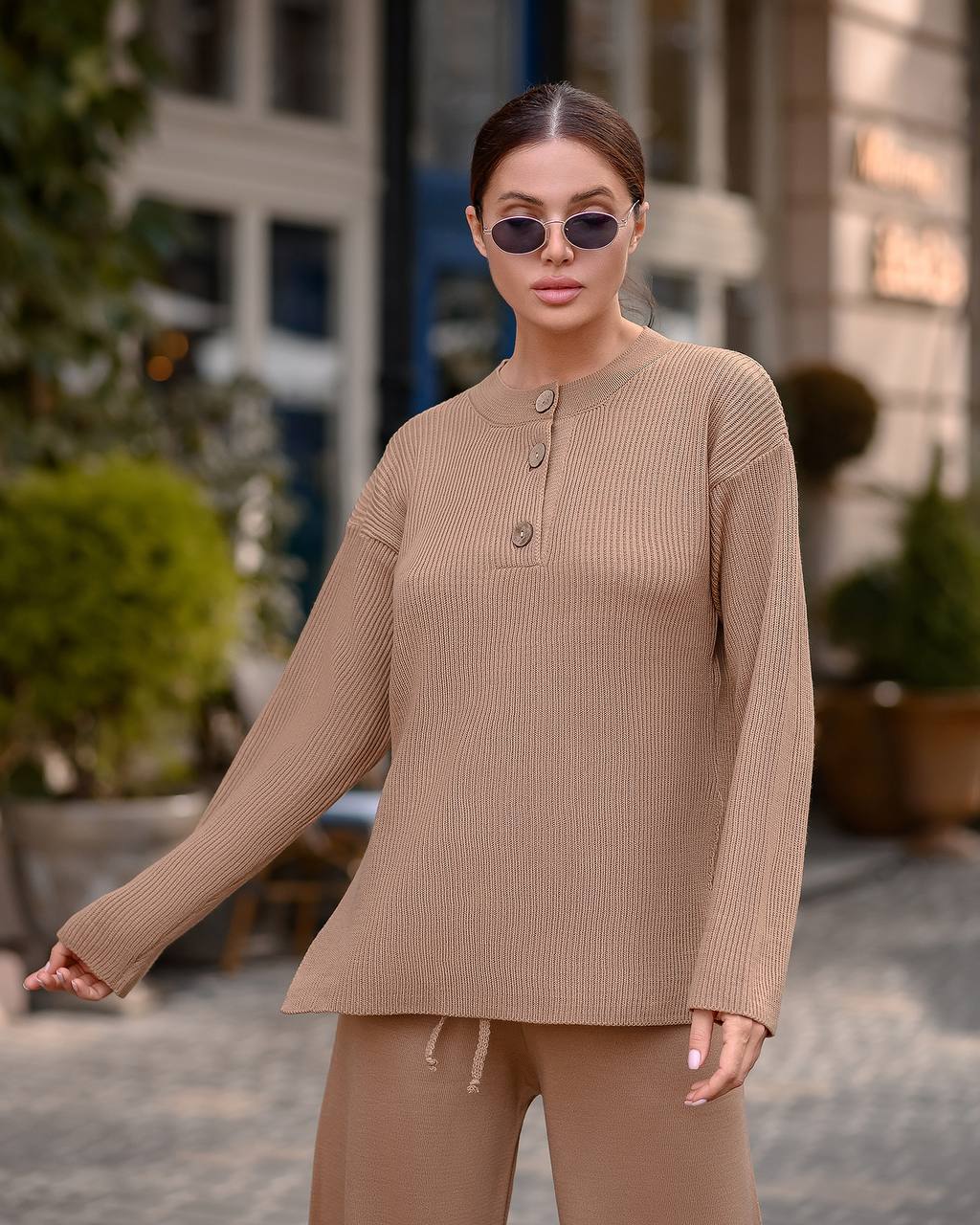 Stylish Beige Two Piece Sweater and Pants Set for Cozy Comfort