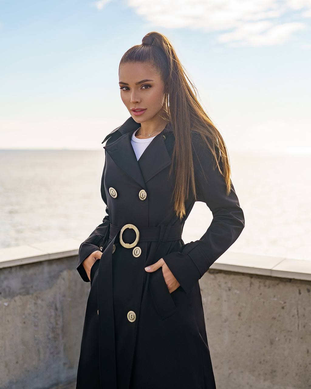 Stylish Black Trench Coat for Women with Belt and Pockets