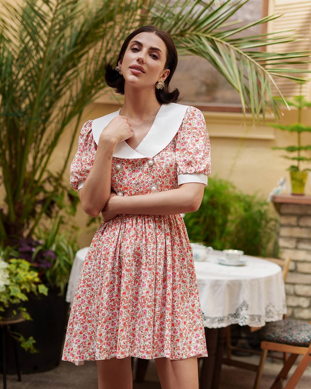 Short Floral Print Dress with Cotton Collar and Puff Sleeves
