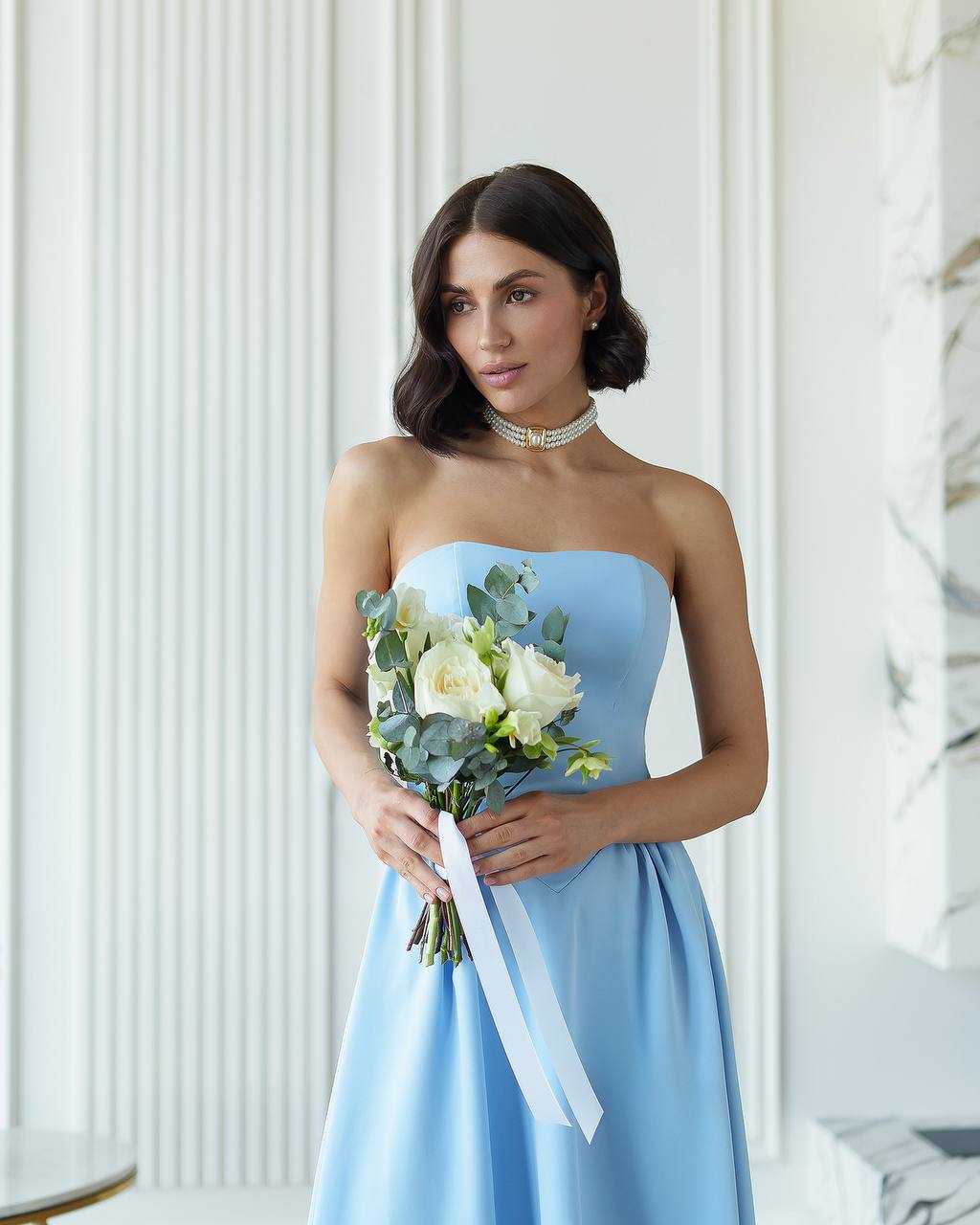 Elegant Strapless Midi Dress in Premium Crepe Fabric
