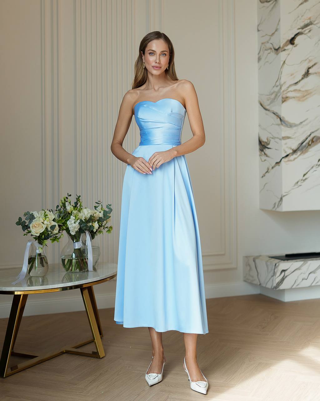 Elegant Women's Strapless Premium Satin Dress Midi Length