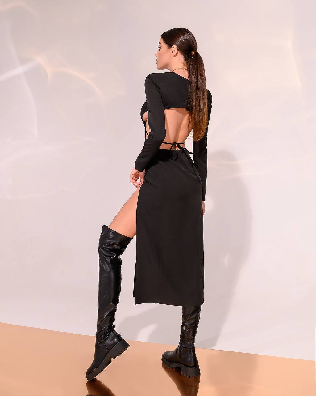 Elegant Backless Midi Dress for Women Long Sleeve Available in Multiple Colors