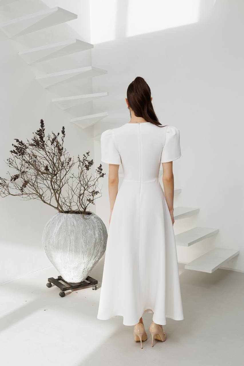 Elegant White Dress with Puff Sleeves for Women