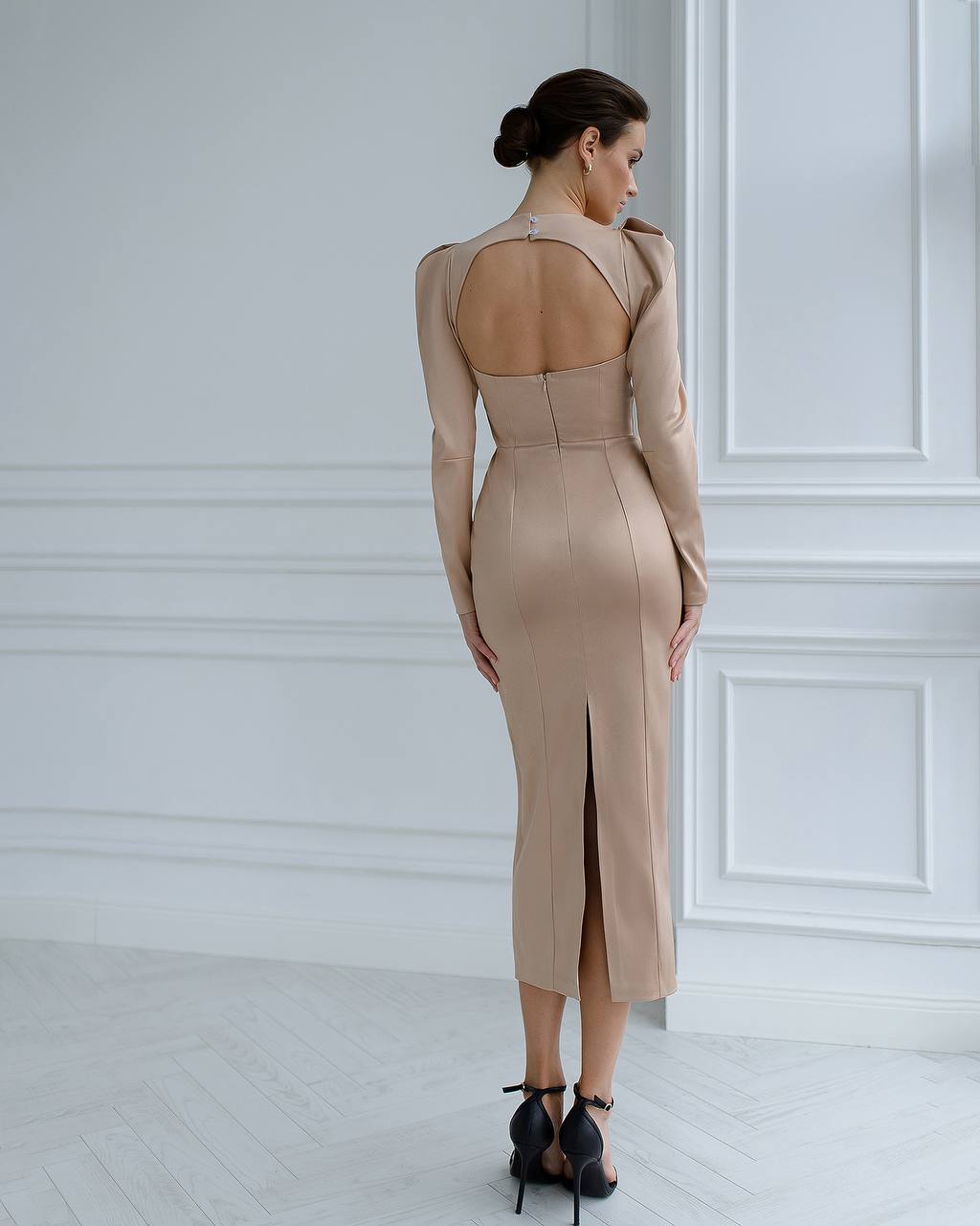 Elegant Long Sleeve Bodycon Dress in Beige