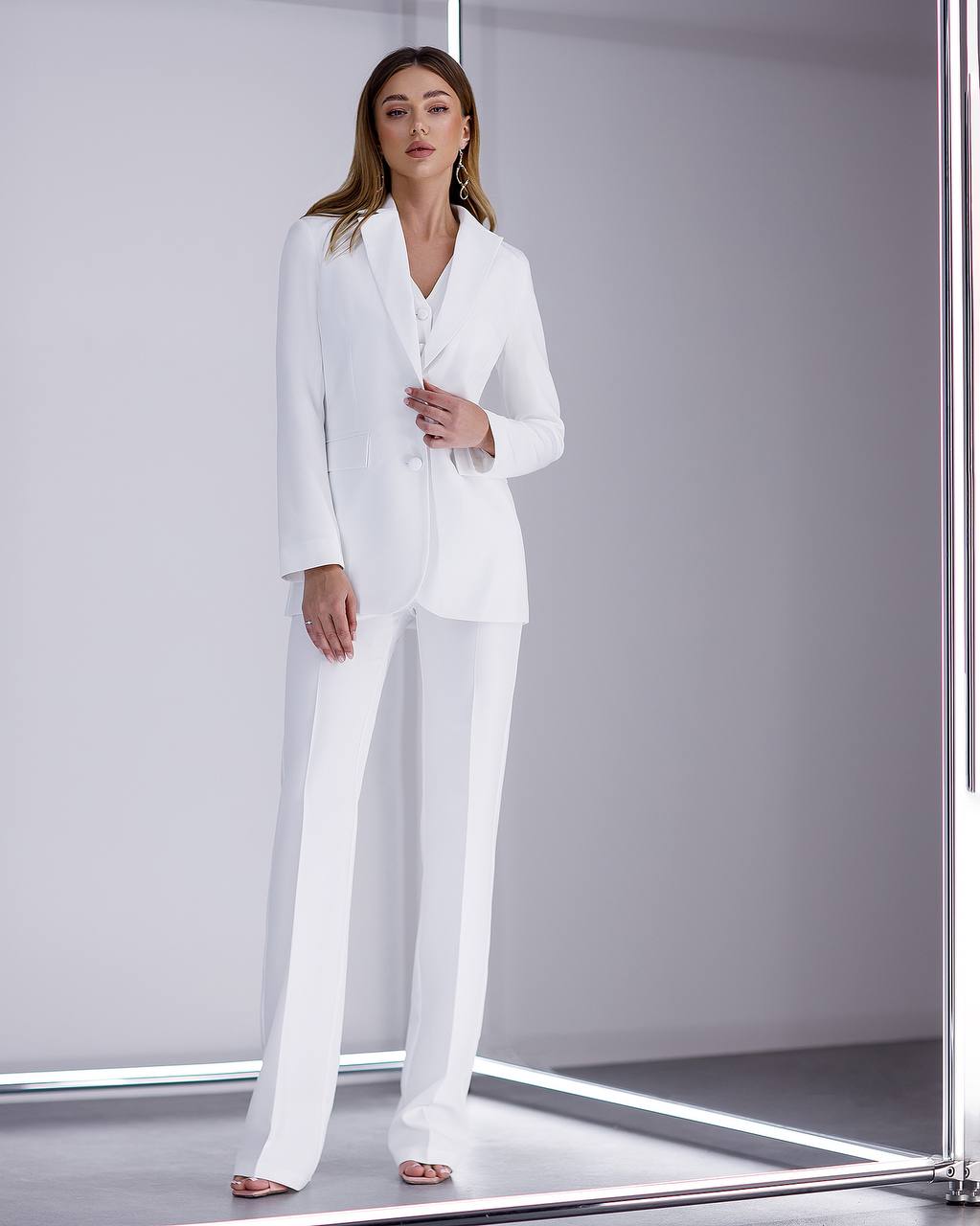 Womens Three-Piece Suit with Vest Diagonal Suit Crepe