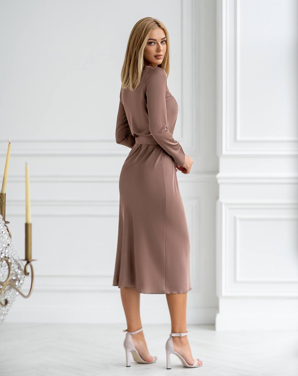 Elegant Silk Dress with Belt and Long Sleeves for Women