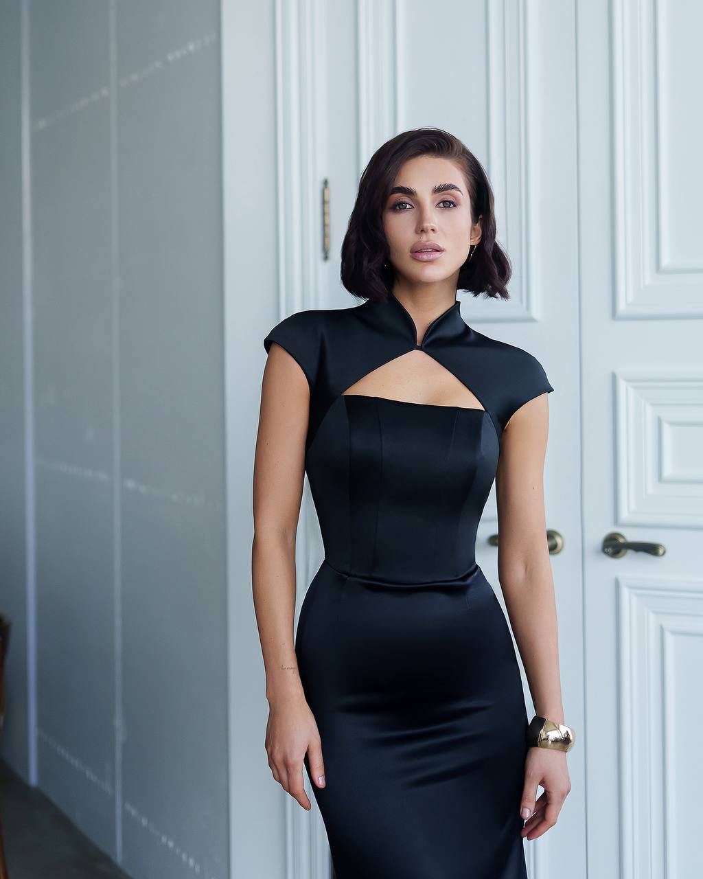 Elegant Black Dense Mango Satin Evening Long Dress for Women