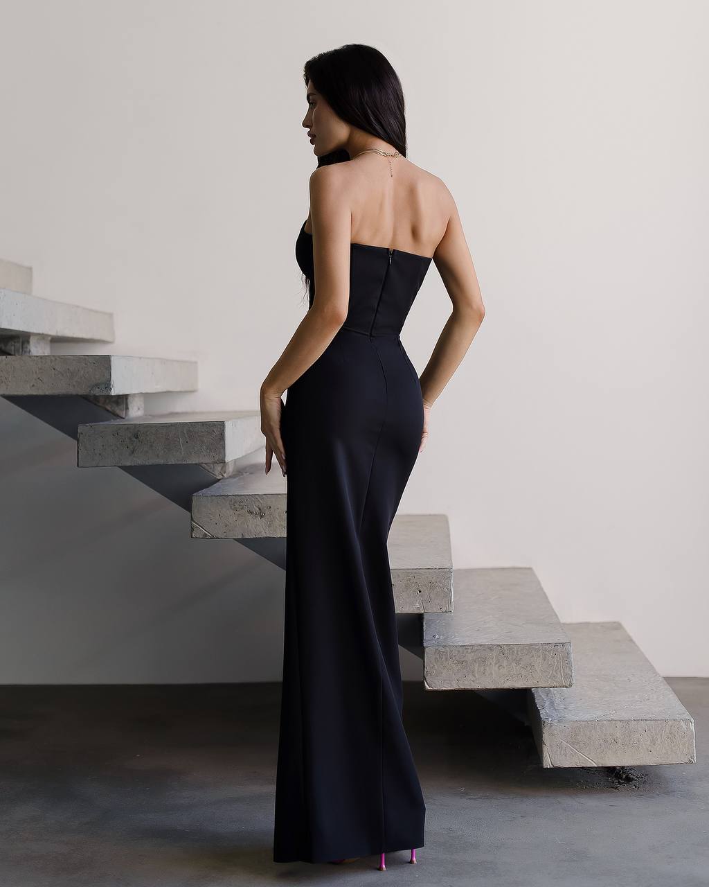 Elegant Strapless Black Midi Dress with Corset Detail