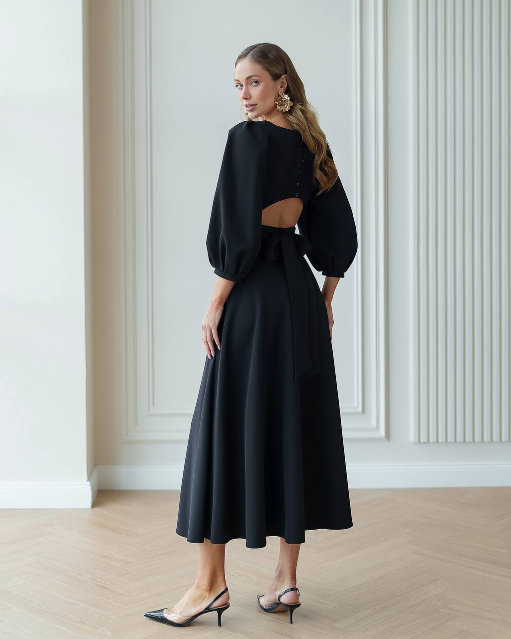 Elegant Midi Dress with Puff Sleeves and Cutout Back in Black