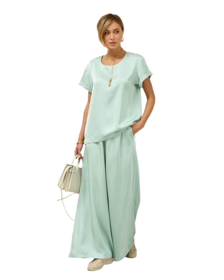 Luxury Satin Women's Suit with Wide Leg Pants and Relaxed Top