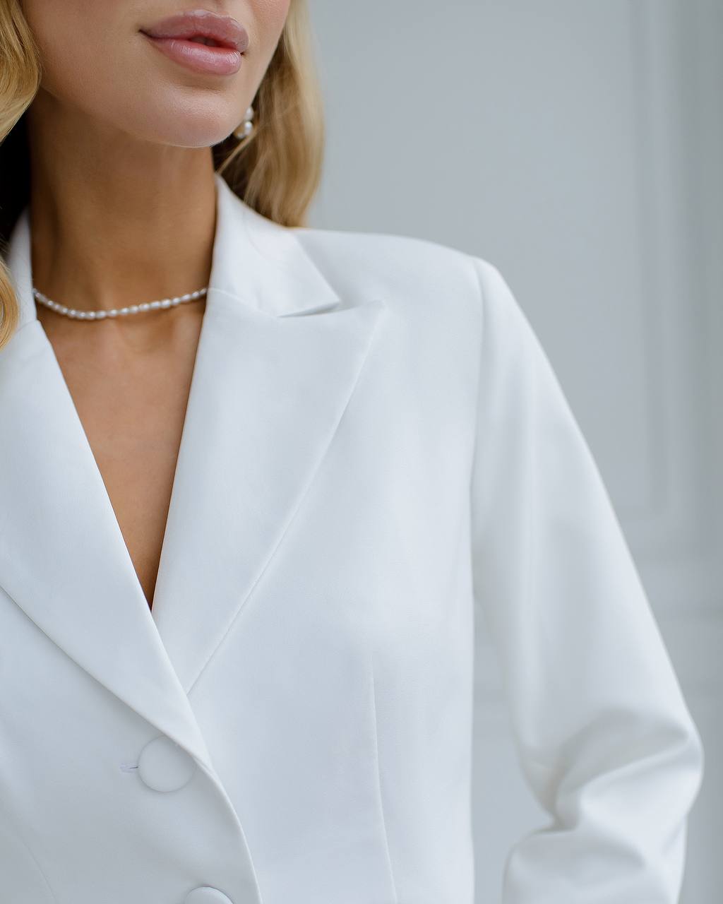 Premium Diagonal Crepe Women's Suit Blazer with Lining and Trousers in White