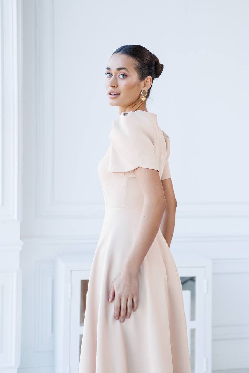 Elegant Diagonal Crepe Dress for Women with Puff Sleeves