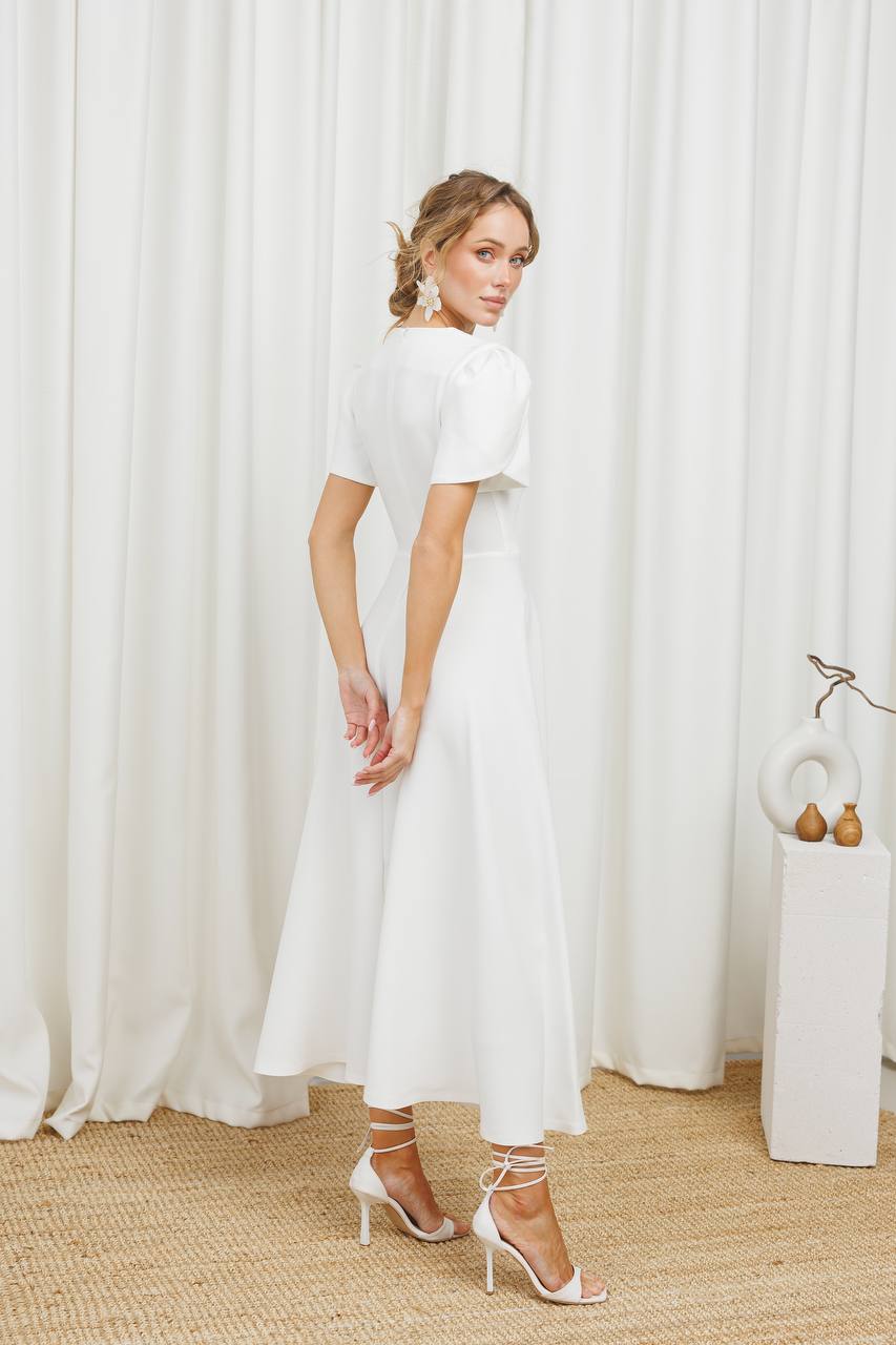 Elegant White Dress with Puff Sleeves for Women