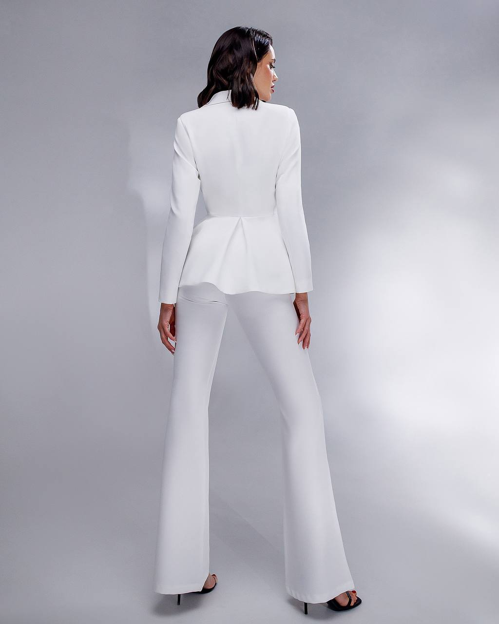Elegant Premium Diagonal Crepe Women's Suit in White with Peplum Jacket and Flared Pants
