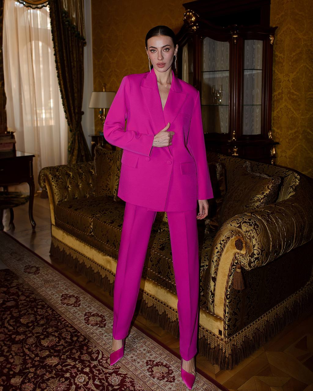 Luxury Diagonal Crepe Women's Suit in Violet with Tailored Jacket and Pants